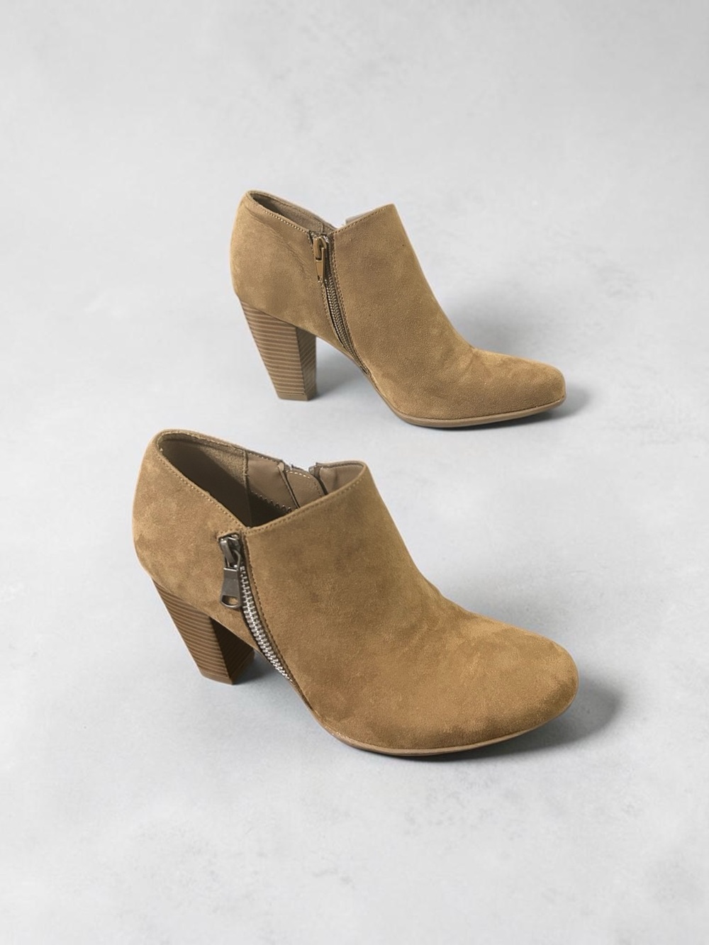 Graceland Women's Tan Suede Side-Zip Ankle Booties Size 38
